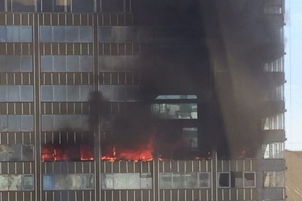 Сотрудник горящего здания на Новом Арбате вышел в прямой эфир «Говорит Москва»