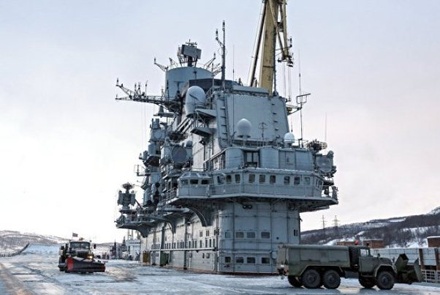 На заводе под Мурманском при выходе авианосца «Адмирал Кузнецов» затонул плавдок