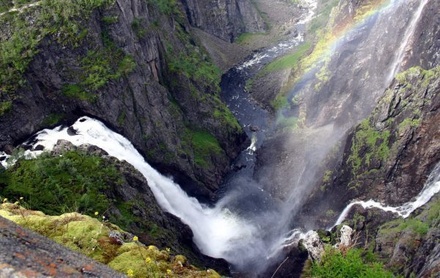 В Норвегии сорвалась в водопад и погибла российская туристка