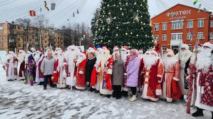 Парад Дедов Морозов состоялся в Подмосковье