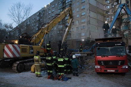 Тело 39-го погибшего извлечено из-под завалов дома в Магнитогорске