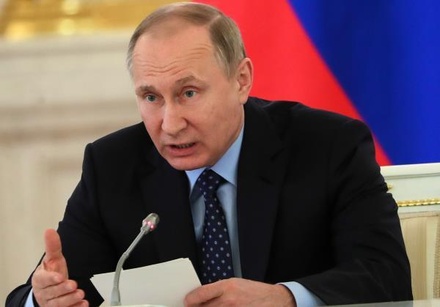 Владимир Путин предостерёг губернаторов от обмана с майскими указами