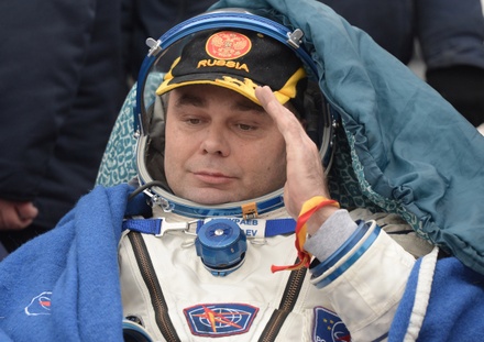 Депутат Максим Сураев поддержал идею увековечить память космонавта Георгия Гречко