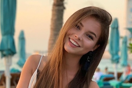 Российская участница повезёт на конкурс «Мисс Вселенная» хрустальную матрёшку