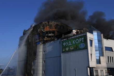 СКР завёл дело о халатности после пожара в ТЦ во Владивостоке