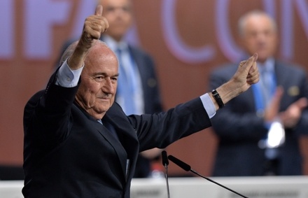 Йозеф Блаттер объявил об уходе с поста главы FIFA