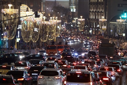 Пробки в Москве достигли 8 баллов