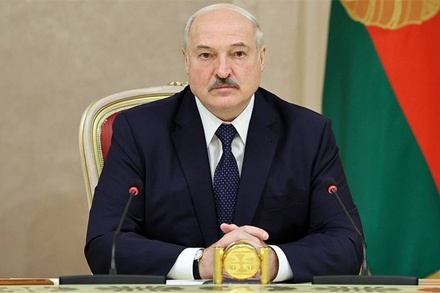 Александр Лукашенко поручил кабмину подготовить ответ на санкции ЕС