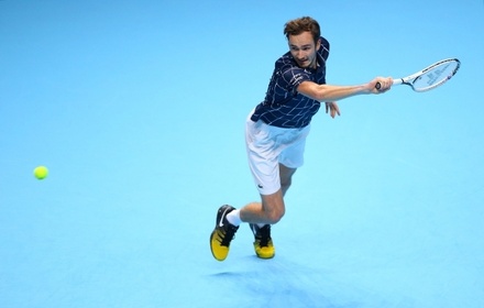 Даниил Медведев выиграл Итоговый турнир ATP у Доминика Тима