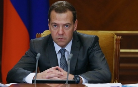 Медведев: приоритет в бюджете должен оставаться за социальной сферой