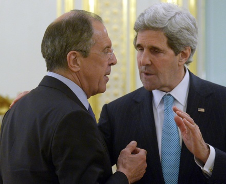Лавров и Керри подчеркнули важность прекращения огня на Украине 