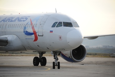 Пассажиры «Уральских авиалиний» сообщили, что подадут в суд на компанию за мошенничество 