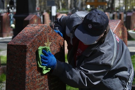 В ГБУ «Ритуал» рассказали о популярности QR-кодов на могилах