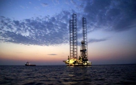 РБК сообщил о планах РФ приостановить добычу на главном месторождении газа в Крыму