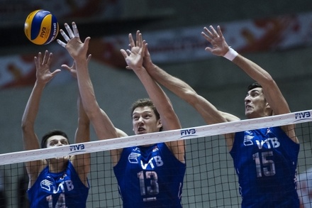 Волейболисты сборной РФ победили команду Словакии в рамках чемпионата Европы