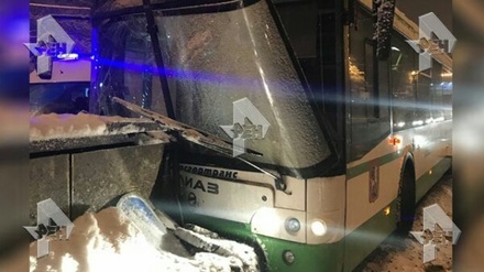 В ДТП с автобусом в Москве пострадали 11 человек