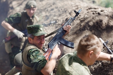 СМИ сообщили о возвращении российских войск к границе с Украиной