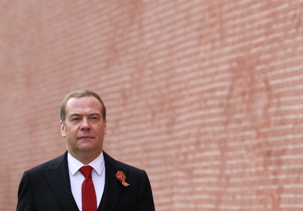 Дмитрий Медведев заявил об упадке международных институтов из-за санкций