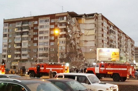 Власти Удмуртии не рассматривают теракт среди версий взрыва в жилом доме