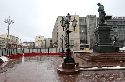 Московские власти рассказали, с чем связана реконструкция памятника Пушкину