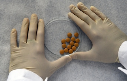 Российские больницы получили первую партию препарата против коронавируса