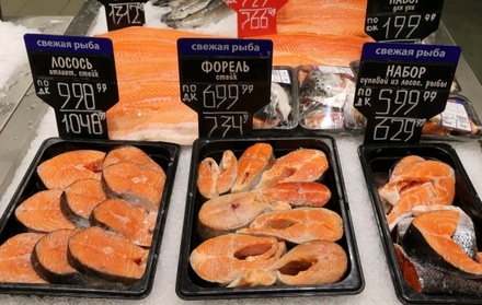 Производители призвали внимательнее выбирать лосось после предупреждения Россельхознадзора 