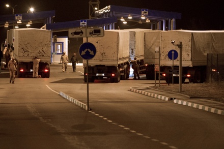 Все грузовики из гуманитарной колонны вернулись из Луганска в Россию