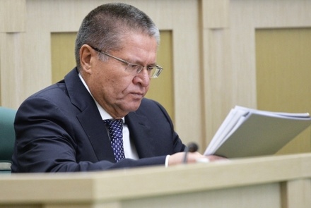 Улюкаев подтвердил планы направить 750 млрд рублей на антикризисную программу