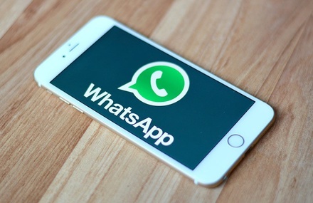 Роскомнадзор назвал технически невозможной фильтрацию сообщений в WhatsApp