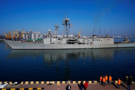 Корабли НАТО завершили учения в Чёрном море