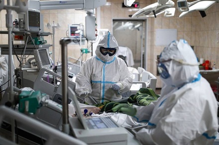 В России за сутки зафиксировано 27 039 случаев заражения коронавирусом