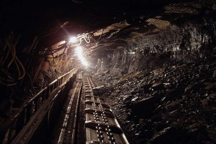 На шахте в Кузбассе завалило горняков