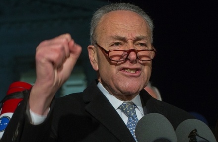 Чак Шумер переизбран лидером демократов в Сенате Конгресса США