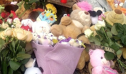 В Саратове начались похороны убитой девятилетней девочки