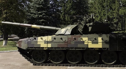 Пётр Порошенко похвастался  модернизированным танком Т-72
