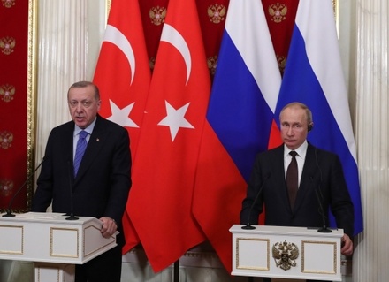 Путин и Эрдоган обсудили поставки «Спутника V»