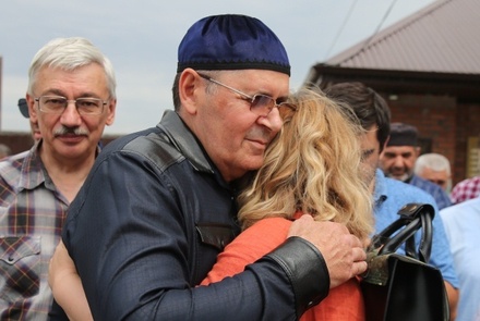 Правозащитник Оюб Титиев досрочно вышел на свободу