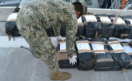 В ГД назвали версию попадания 9,5 т кокаина на сухогруз с гражданами РФ в Кабо-Верде