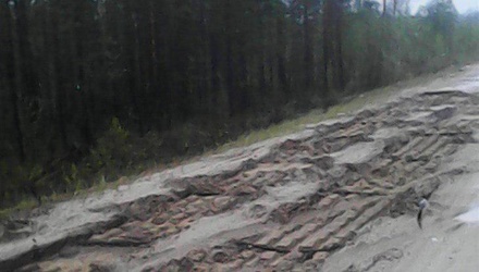 Неизвестные украли участок дороги в Томской области