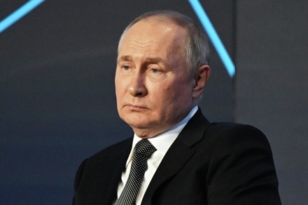 Путин одобрил идею продвижения российских товаров через блогеров КНР