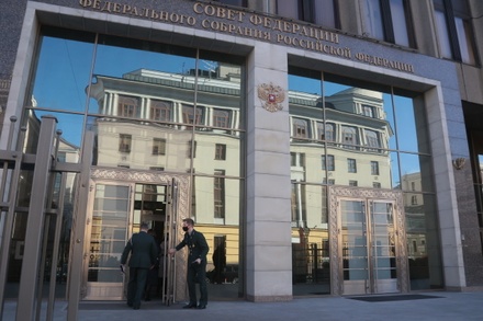 Совет Федерации ратифицировал договоры о дружбе и сотрудничестве с ДНР и ЛНР