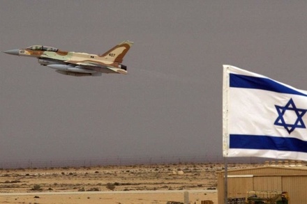 Израиль нанёс удары по югу Сирии