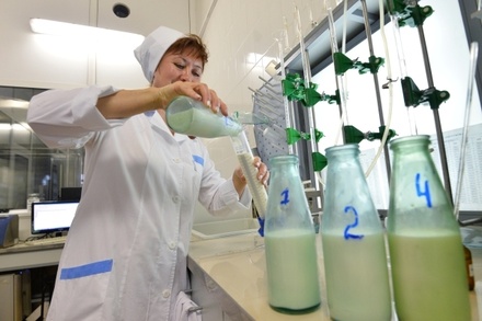 Производители молока назвали безосновательными обвинения Россельхознадзора