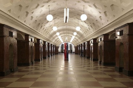 Пассажир покончил с собой на станции метро «Красные Ворота»