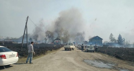 При пожаре в Амурской области сгорело девять зданий