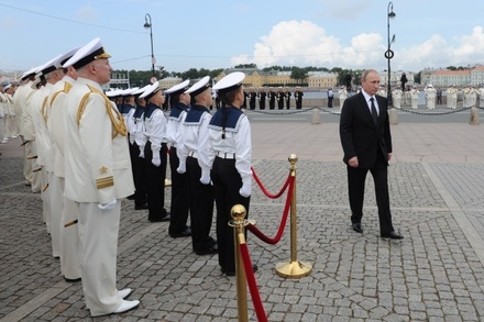 Путин примет участие в праздновании Дня ВМФ в Петербурге