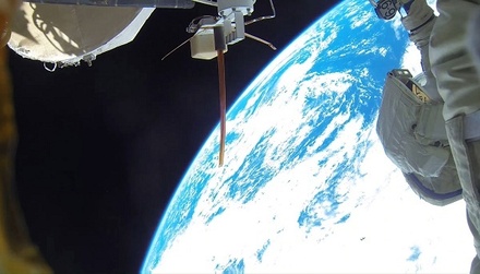 Роскосмос сообщил о разработке лазерной пушки для уничтожения космического мусора