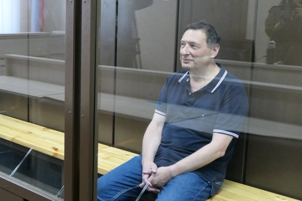 Осуждённого социолога Бориса Кагарлицкого* этапируют в колонию