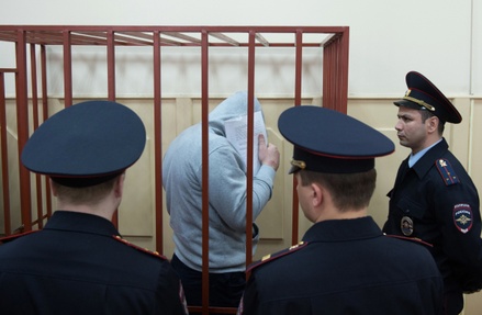 Следствие по делу Немцова продлено до 28 февраля 2016 года, сообщают СМИ
