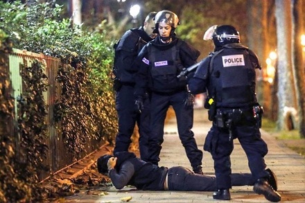 Власти Франции арестовали группу подозреваемых в подготовке теракта в Страсбурге